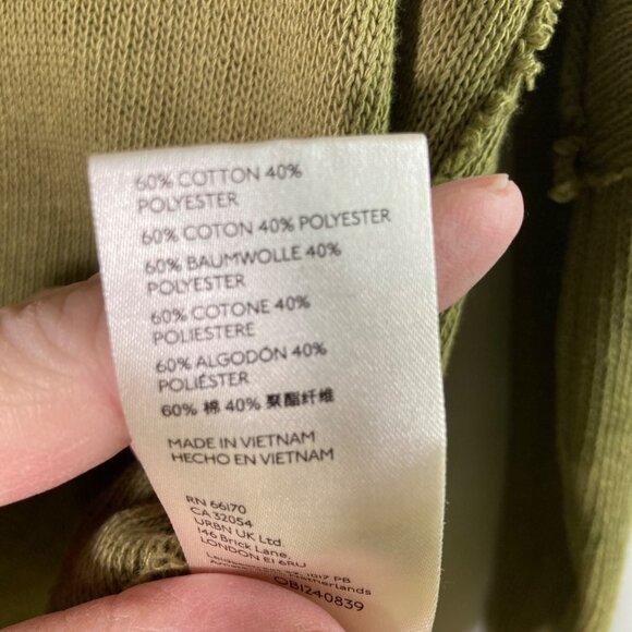 Womens We The Free Come & Get It Top Raw Edge Knit V Neck M Green - Picture 11 of 12